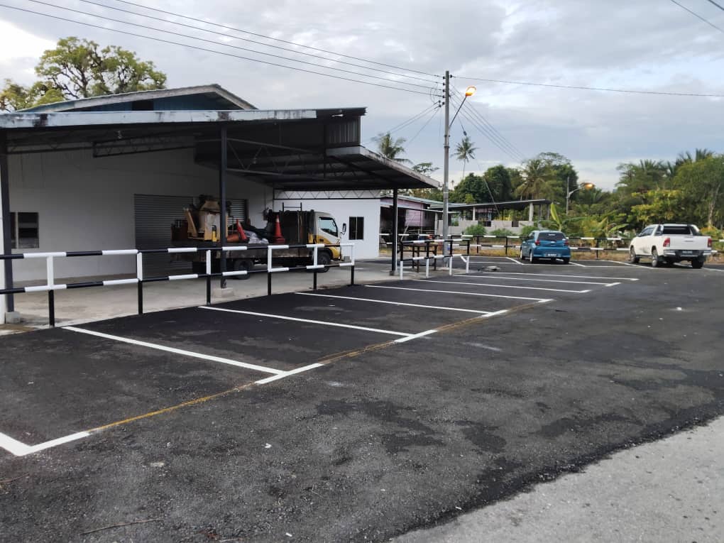 Menaik taraf tempat letak kereta 